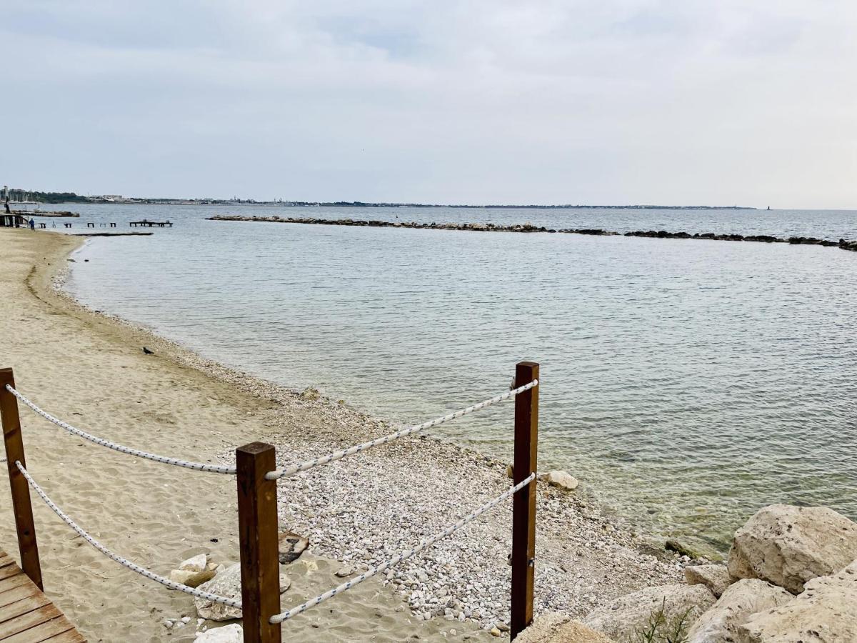 La Perla Del Borgo Apartamento Taranto Exterior foto