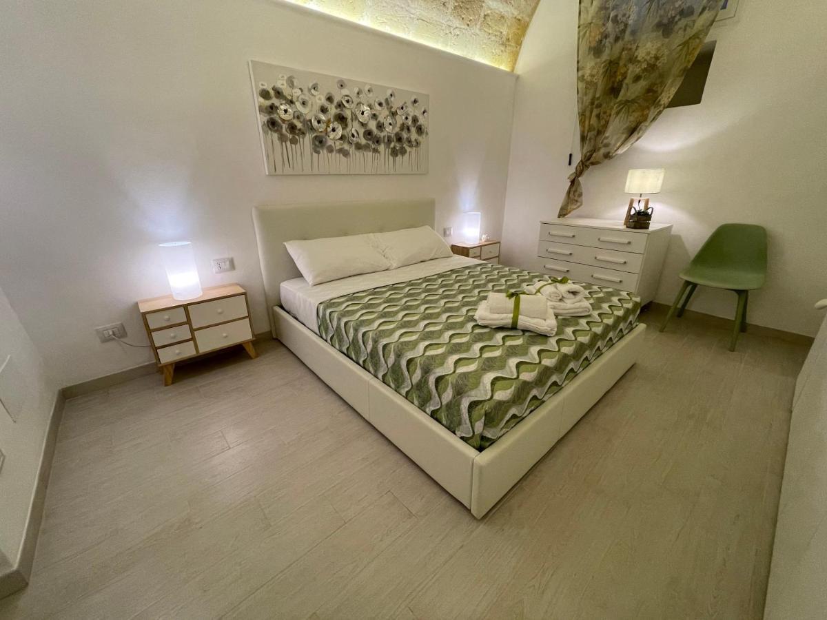 La Perla Del Borgo Apartamento Taranto Exterior foto